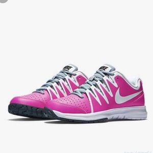 🎾 Nike Tennis Shoes 🎾